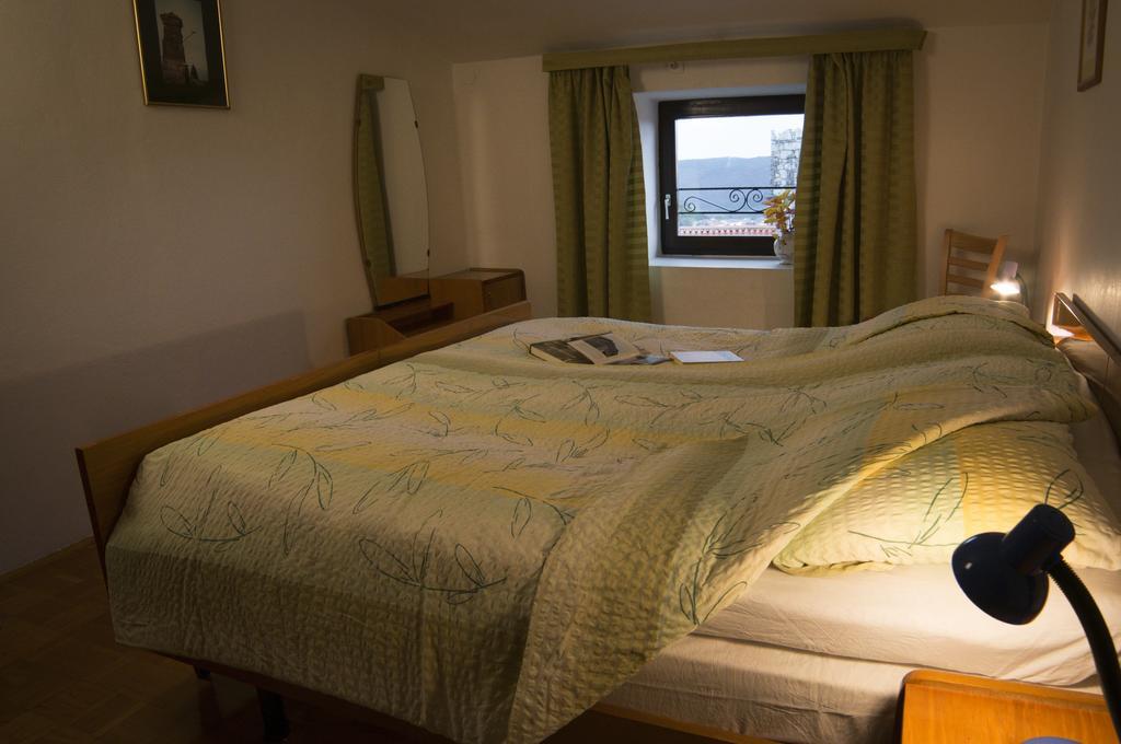Apartmaji In Sobe Marija Jera Štanjel Zimmer foto
